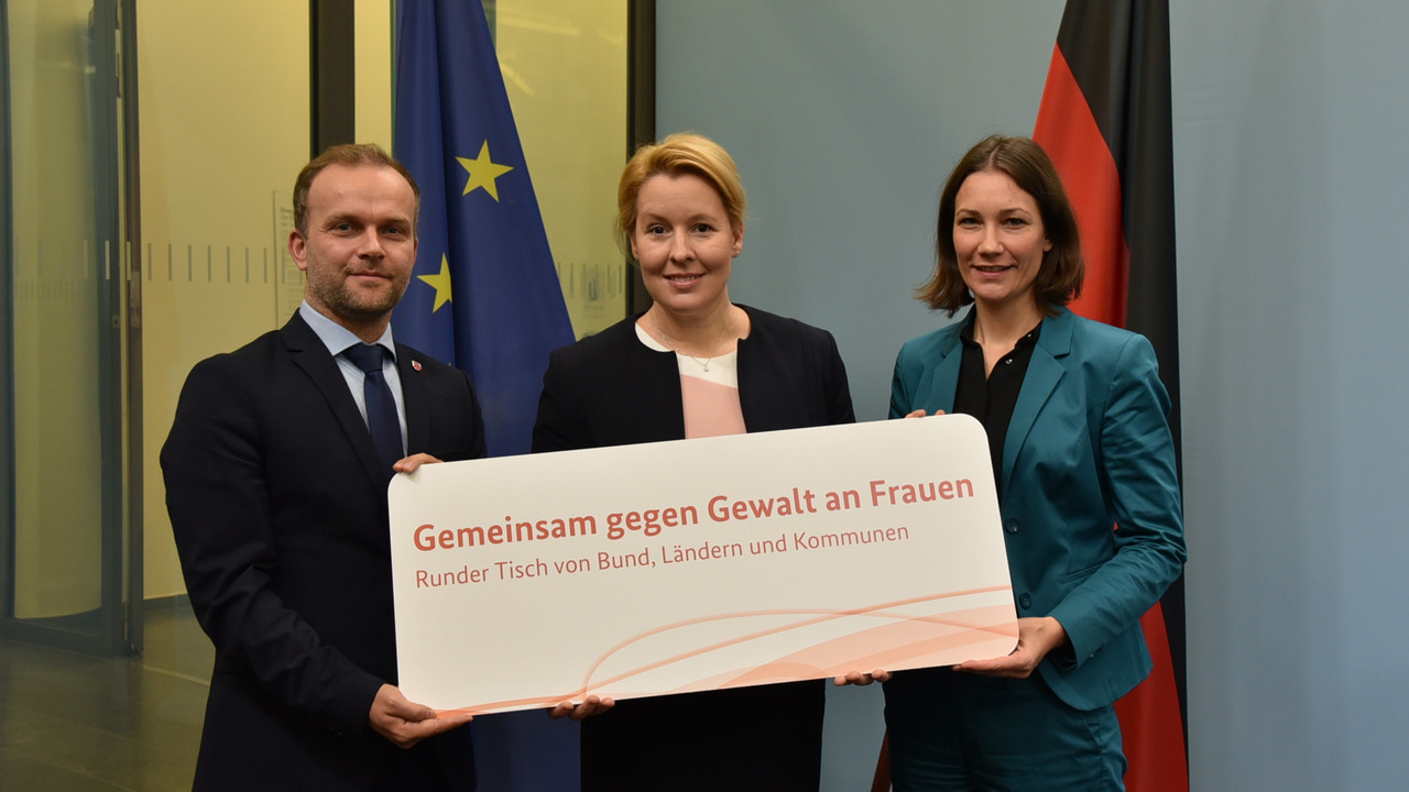Silvio Witt, Dr. Franziska Giffey, Anne Spiegel (v.l.n.r.)